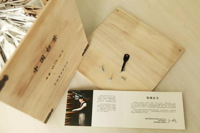 用一年的时间打造一个木箱?.jpg